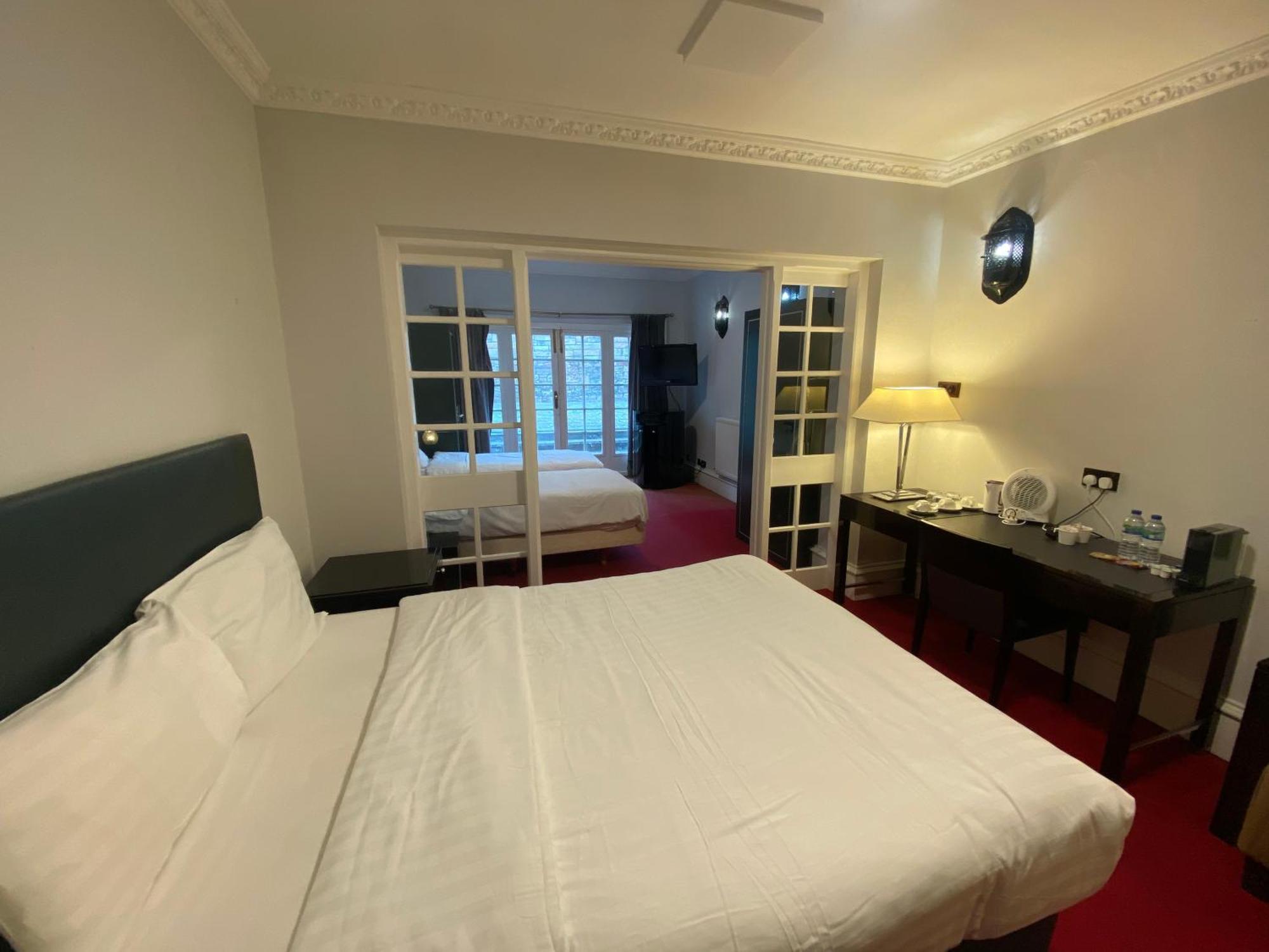 No6 West Coates Hotel Edinburgh Bagian luar foto