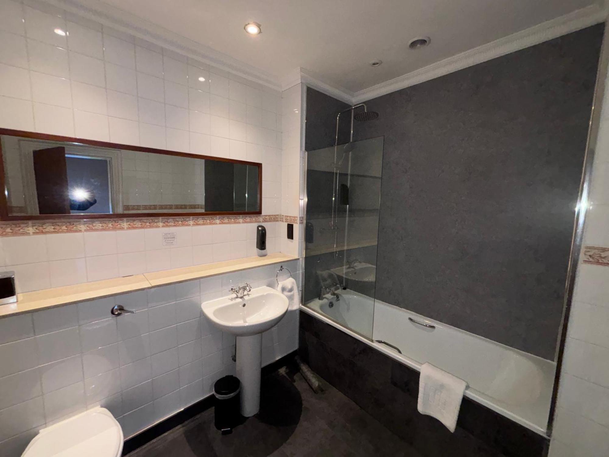 No6 West Coates Hotel Edinburgh Bagian luar foto